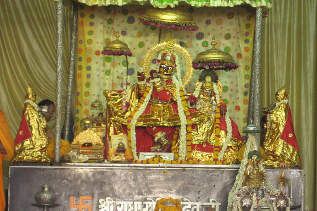 Shree Govind Devji Temple Timing, History, Facts & How to Reach