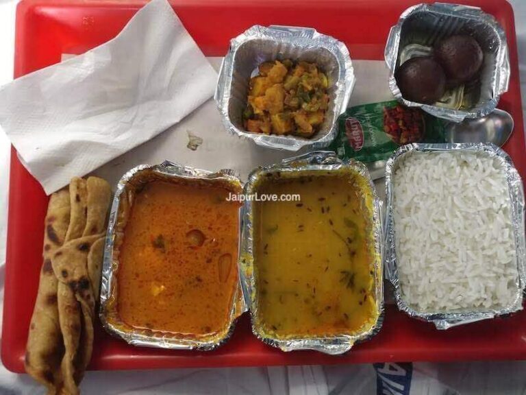 Mumbai Jaipur Duronto Express Review Food, Timing, Ticket, Facilities