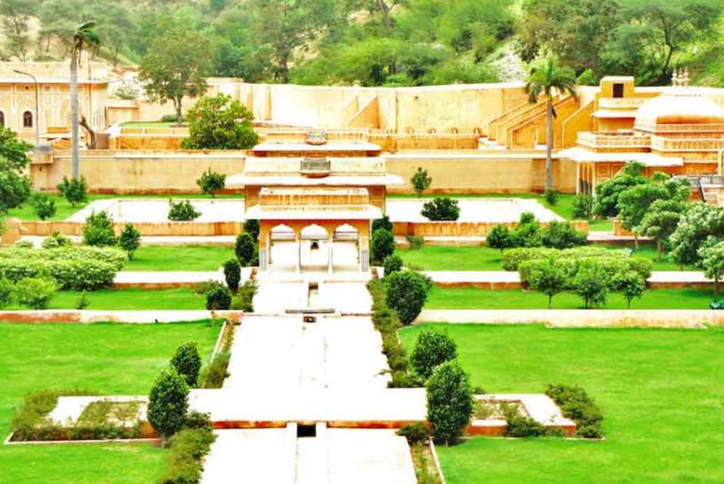 Sisodia Rani Garden Jaipur: Timing, Entry Ticket, History & Travel Info